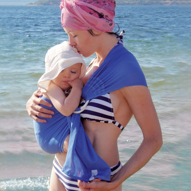 Watersling von MaM Sommer Ring Sling zum Baden | weiss